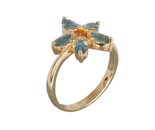 18KT GOLD RING SET WITH 05 AQUAMARINES
